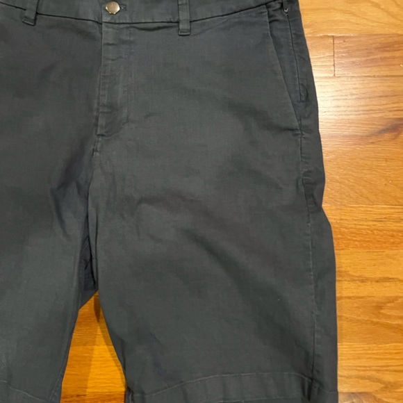 LULULEMON Commission Short Relaxed 11” Blue 36 - Picture 2 of 4